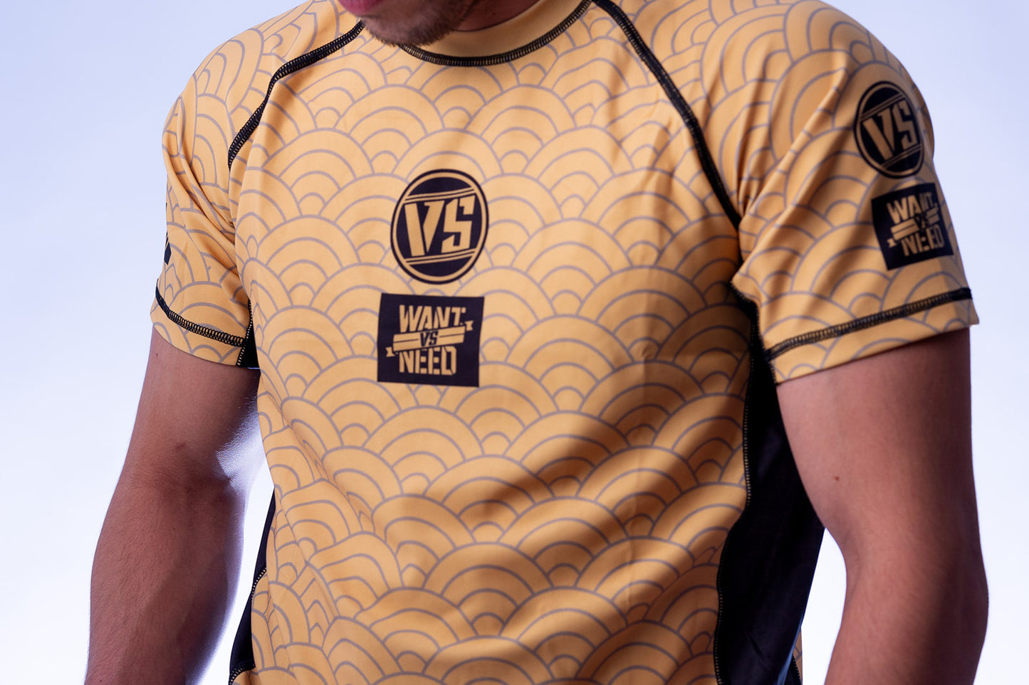 WANT VS NEED SHORT SLEEVE RASHGUARD - YELLOW-GOLD